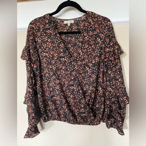 Max Studio Ruffle sleeves top